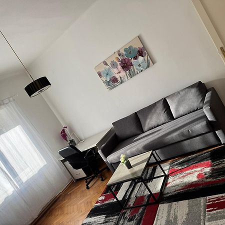 Studio Apartman Thalia Zagreb Exterior foto